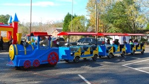 Bicentennial Harpersville Day included many fun activities, including a train for children to ride, a parade and a vintage car show. (Reporter Photo / Molly Davidson)