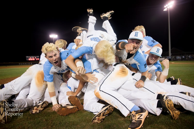 His Huddle - “I think baseball is the perfect sport to teach us about faith  because it is such a humbling game. Read as Atlanta Braves shortstop and  World Series champion Dansby