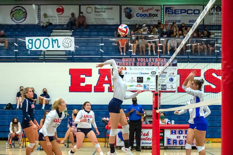 Wildcats lose volleyball playoff opener in five sets