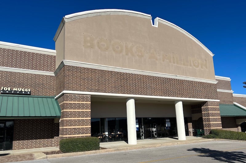 Books-A-Million's New Store Open at Potomac Mills