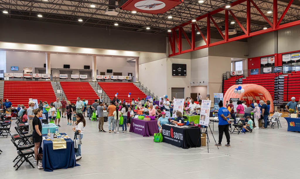 NFL Alumni Association and Shelby County Health Department host wellness  fair