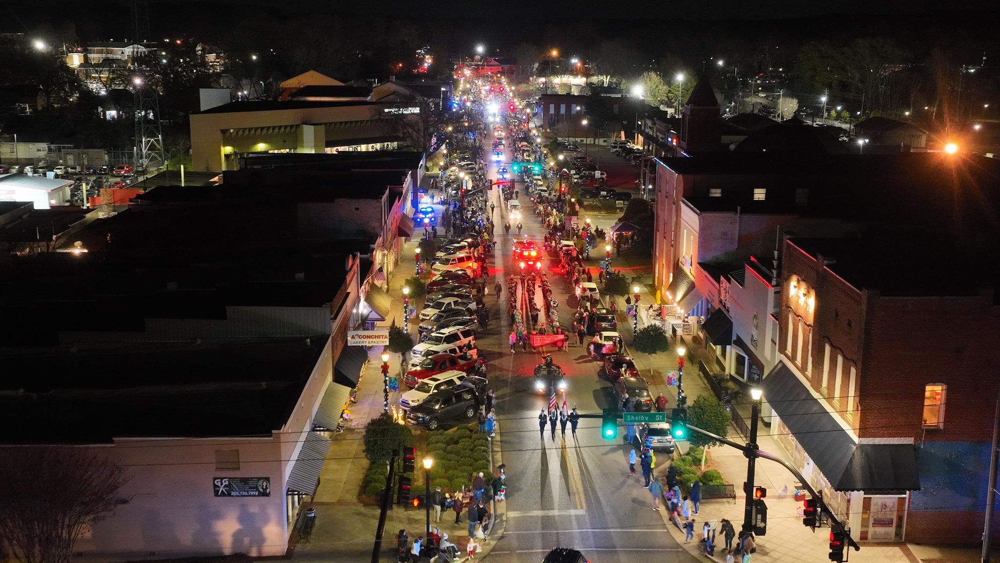 Montevallo hosts festive Christmas parade ahead of holiday season