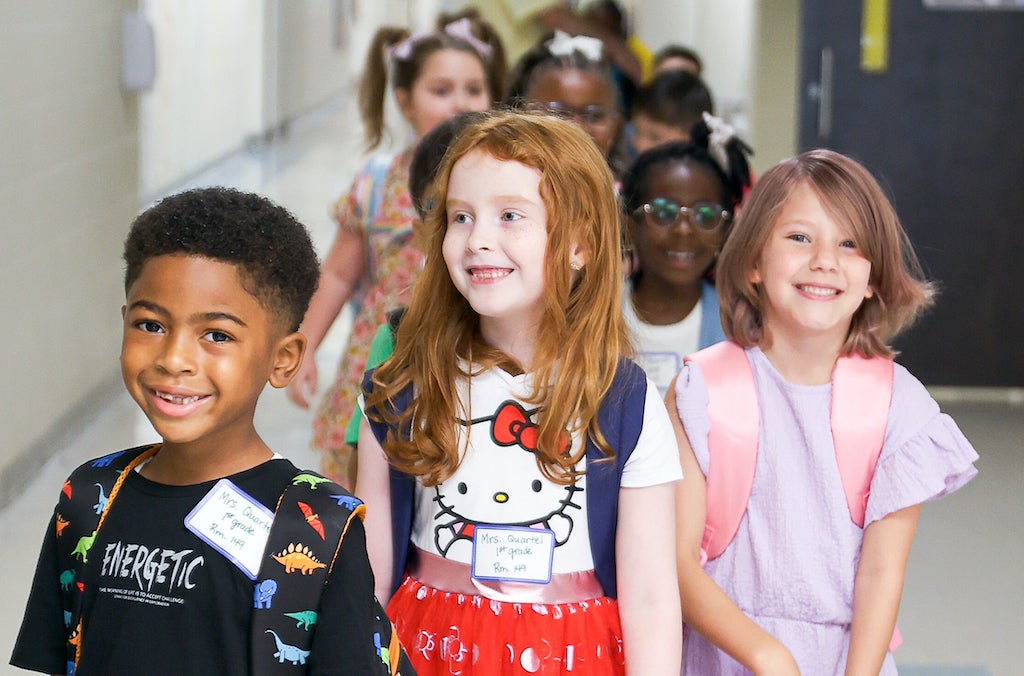 Students and new administrators celebrate first day back at Pelham Ridge Elementary – Shelby County Reporter